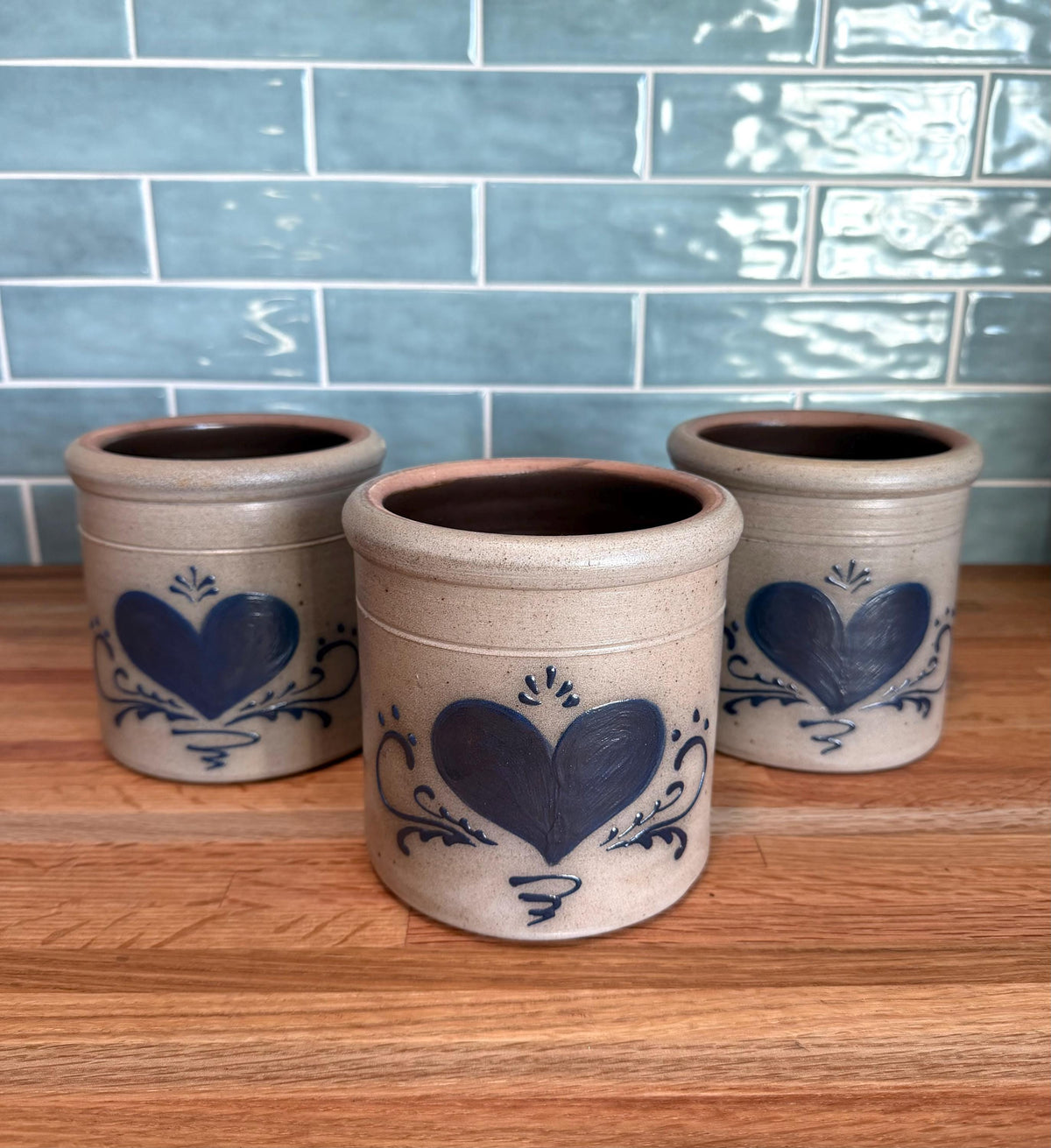 Vintage Rockdale Pottery Crock Set – Gray Salt Glaze Stoneware, Hand-Painted Blue Heart