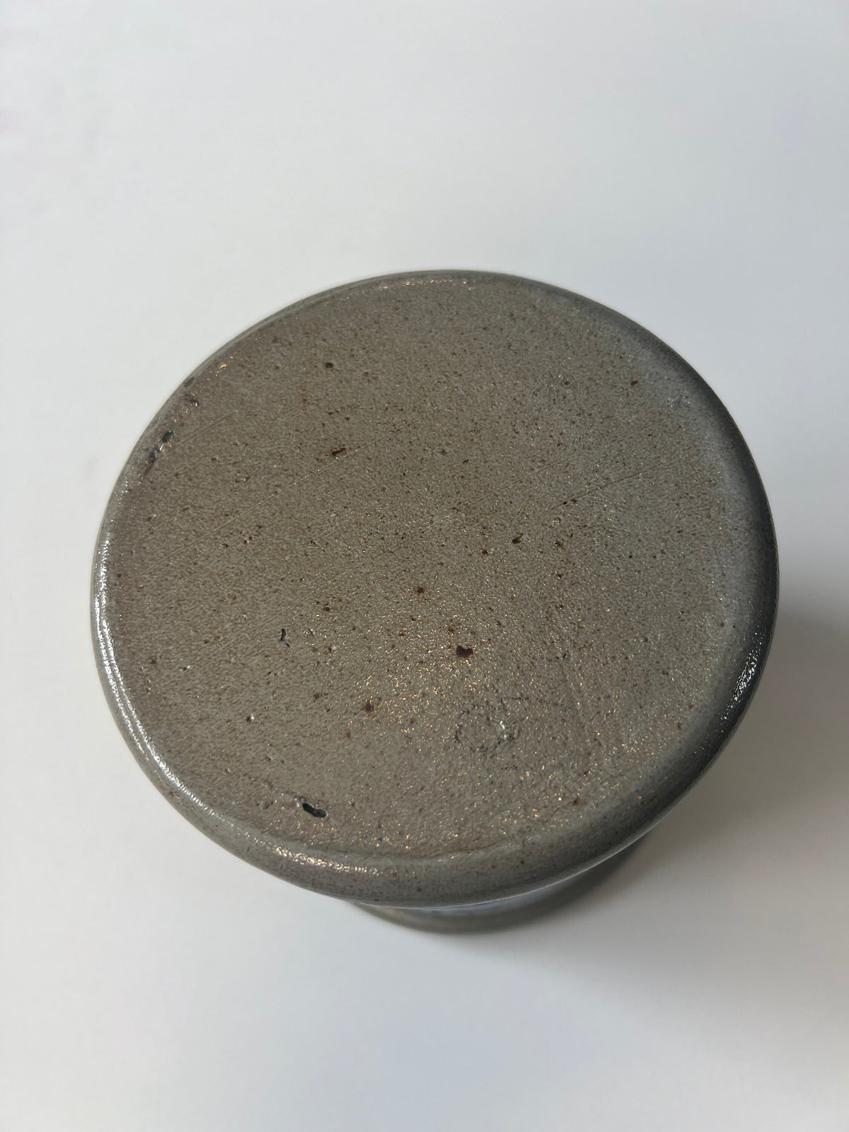 Vintage Rockdale Pottery Crock – Gray Salt Glaze, Blue Heart Flower, 1991 First Firing